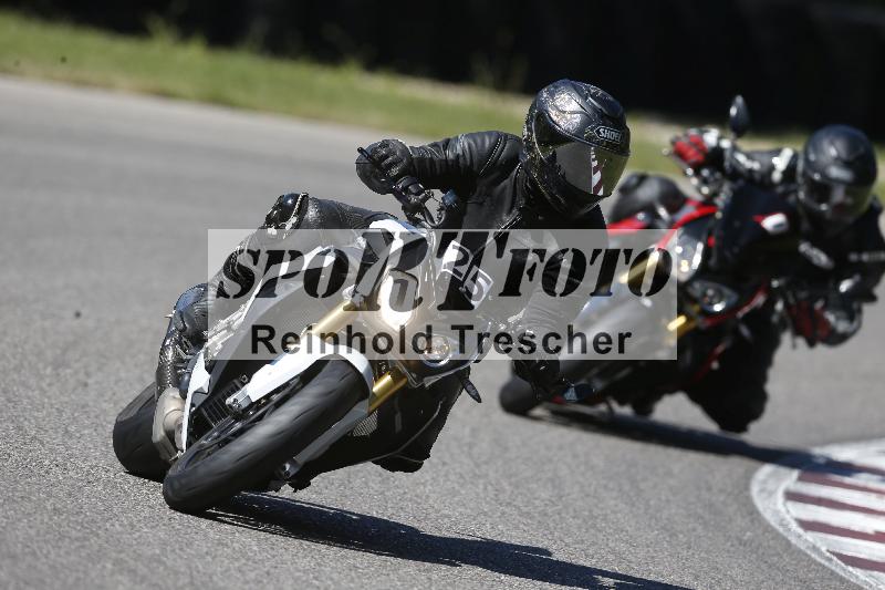 /Archiv-2025/48 25.08.2025 Cornu Master School ADR/blau-bleu/125